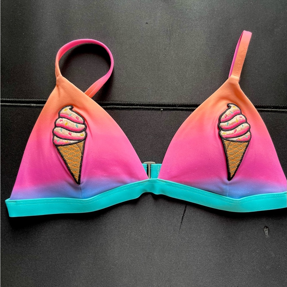 Hollister Ice Cream Bikini Top